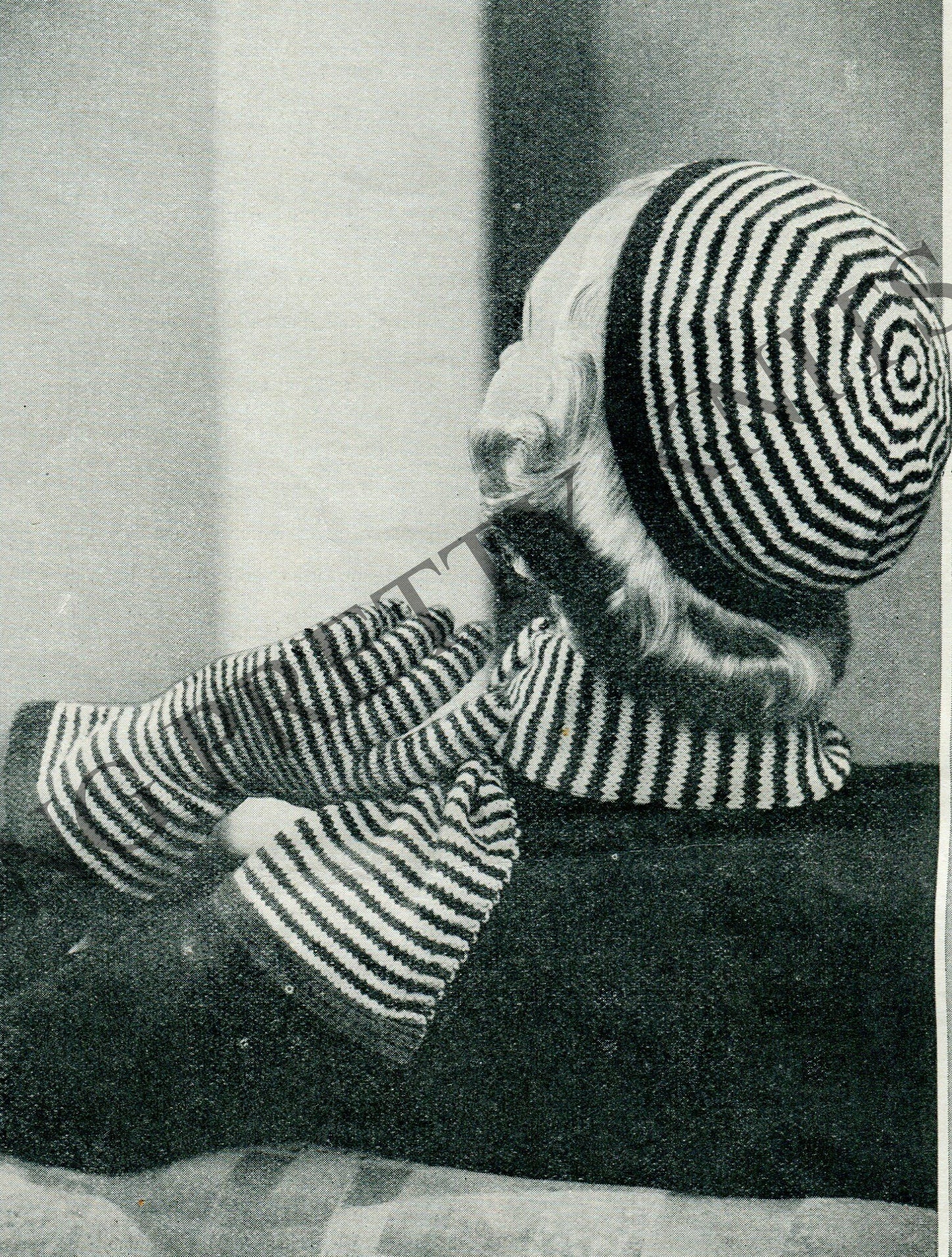 1930s Striped Knit Cap, Gauntlet Gloves & Scarf Pattern (PDF Download) - Sitting Pretty Knits